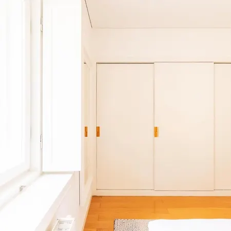 Joivy Chiado Self Check-in 2-br Flat With Parking Appartamento *