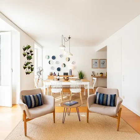 Apartment Joivy Chiado Self Check-in 2-br Flat With Parking Lisbon