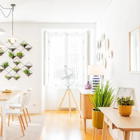 Apartment Joivy Chiado Self Check-in 2-br Flat With Parking