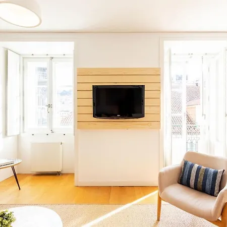Guestready - Contemporary Flat W/ Garage In 아파트
