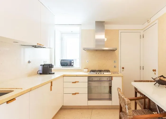 아파트 Guestready - Contemporary Flat W/ Garage In